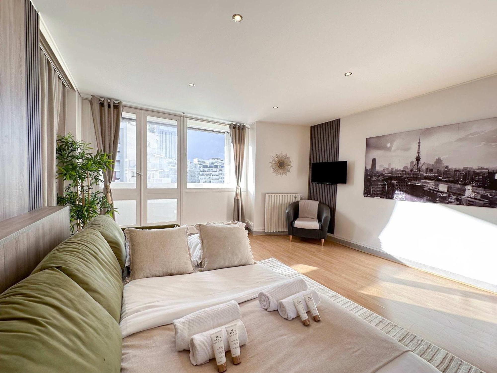 Spacious & Luxurious Flat In Montparnasse パリ エクステリア 写真